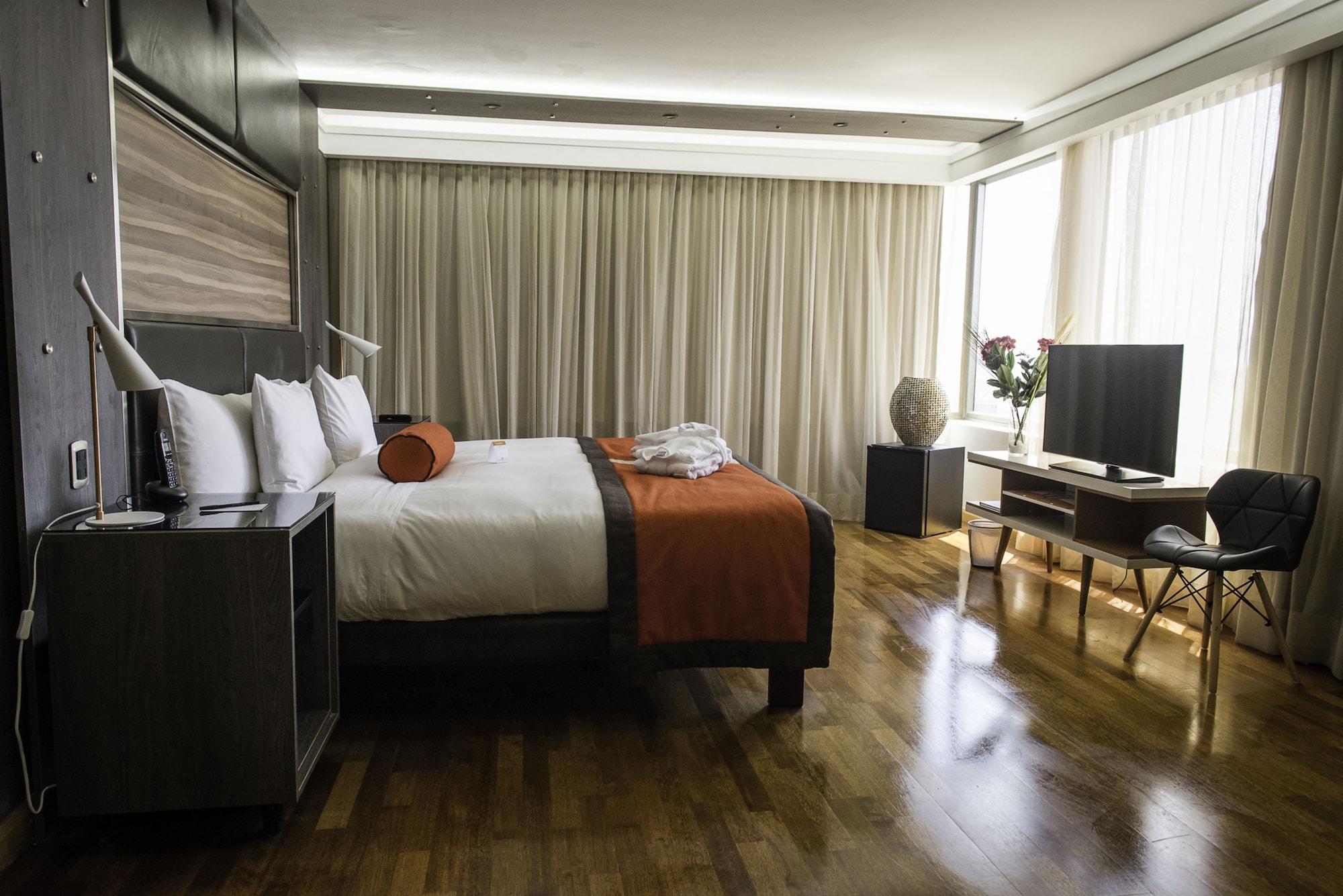 Boulevard Suites Ferrat Сантяго Екстериор снимка